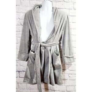 Croft & Barrow Intimates Gray Robe Small Pockets NWTS Soft Cozy Lightweight